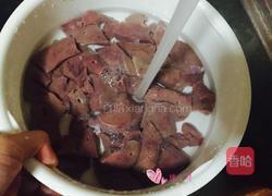 青椒炒猪肝的做法图解3