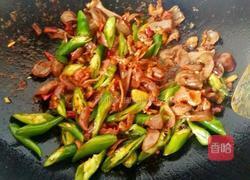 线椒炒鸭胗的做法图解7