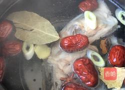 大枣鸡汤的做法图解4