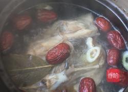 大枣鸡汤的做法图解5