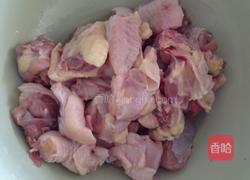 香菇红枣母鸡汤的做法图解1