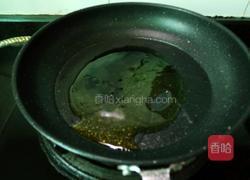 老屋私房菜 小鱼炒茄丝的做法图解3