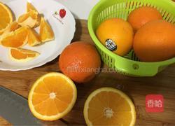 鲜榨橙汁的做法图解1