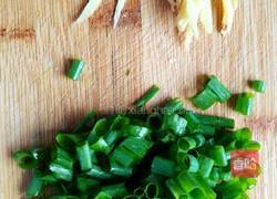 青椒炒馒头做法的做法图解3