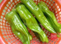 肉末灌虎皮青椒的做法图解1