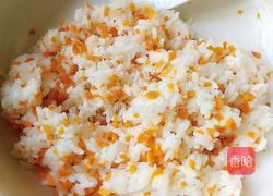 海苔肉松饭团的做法图解2