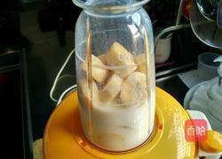 奥利奥香蕉奶昔的做法图解3