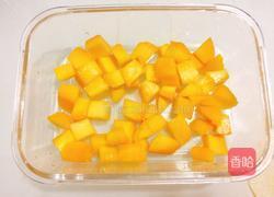 芒果牛奶冻的做法图解2
