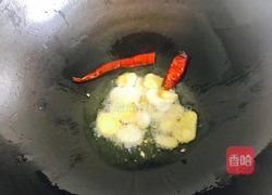 香菇焖鸡腿的做法图解9