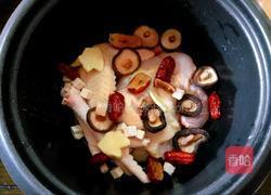 香菇老母鸡汤的做法图解4