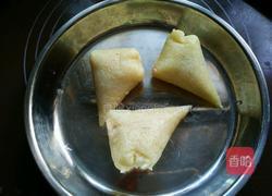 煎粽子的做法图解1