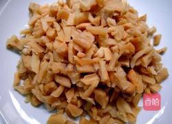 萝卜干炒肉的做法图解1