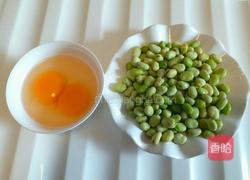 蚕豆炒鸡蛋的做法图解1