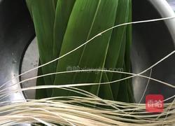 蛋黄肉粽的做法图解2