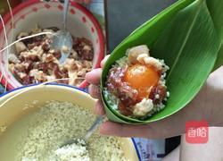 蛋黄肉粽的做法图解7