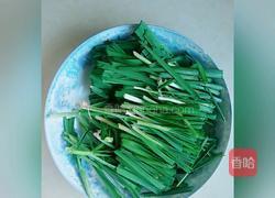 韭菜炒百合的做法图解2