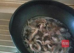 客家小炒(鱿鱼)的做法图解4