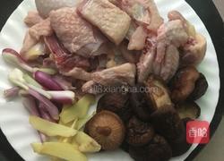 香菇焖鸡（电压力锅版）的做法图解1