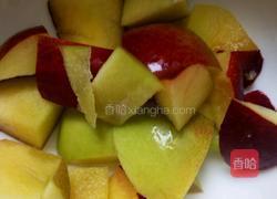 拔丝油桃的做法图解2