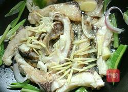 煎焖鲩鱼腩的做法图解12