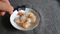 虾仁豆腐的做法图解3