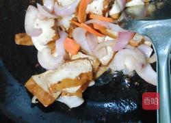 黑椒牛肉炒香干的做法图解5