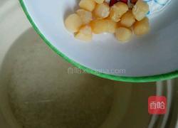 瑶柱糯米粥的做法图解2