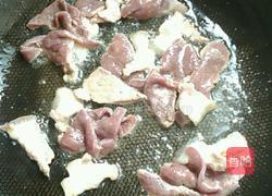 五花肉猪肝炒菠菜的做法图解7