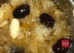 桃胶红枣汤的做法图解5