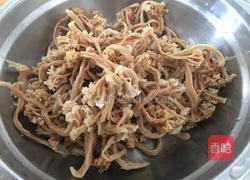 花菜干烧肉的做法图解1