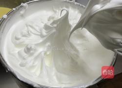 酸奶戚风蛋糕的做法图解6