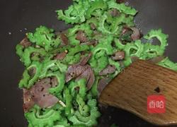 酸甜苦辣（苦瓜）的做法图解3