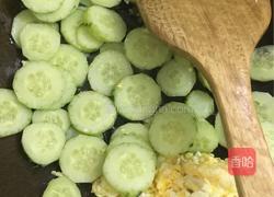 黄瓜炒鸡蛋的做法图解10