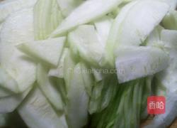 丝瓜肉末汤的做法图解2