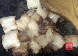 五花肉炒韭菜的做法图解3