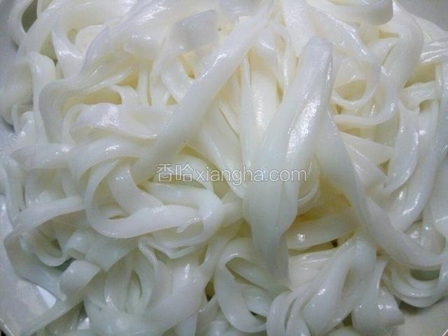 准备好河粉