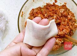 猪肉胡萝卜馅馄饨的做法图解8