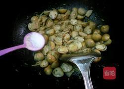 草菇炒肉的做法图解7