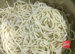 家常炒面的做法图解1