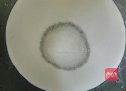 椰汁黄金糕的做法图解2