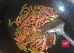 笨鸡蛋黑椒牛肉炒福建米粉的做法图解5