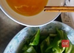 鸡蛋炒尖椒的做法图解3