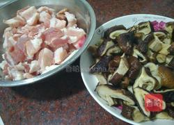 香菇咸蛋黄肉粽的做法图解7