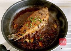 红烧鲈鱼的做法图解11