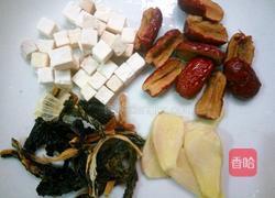 茯苓鸡汤的做法图解2