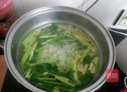 土豆丝炒芹菜的做法图解7