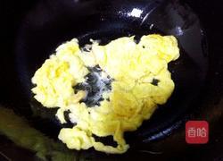 洋葱炒鸡蛋的做法图解7