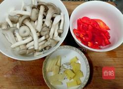 蘑菇肉丝的做法图解2