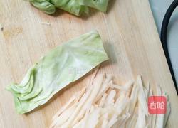 包菜肉卷的做法图解1