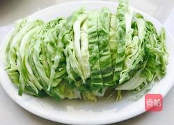 卷心菜清炒冻豆腐的做法图解5